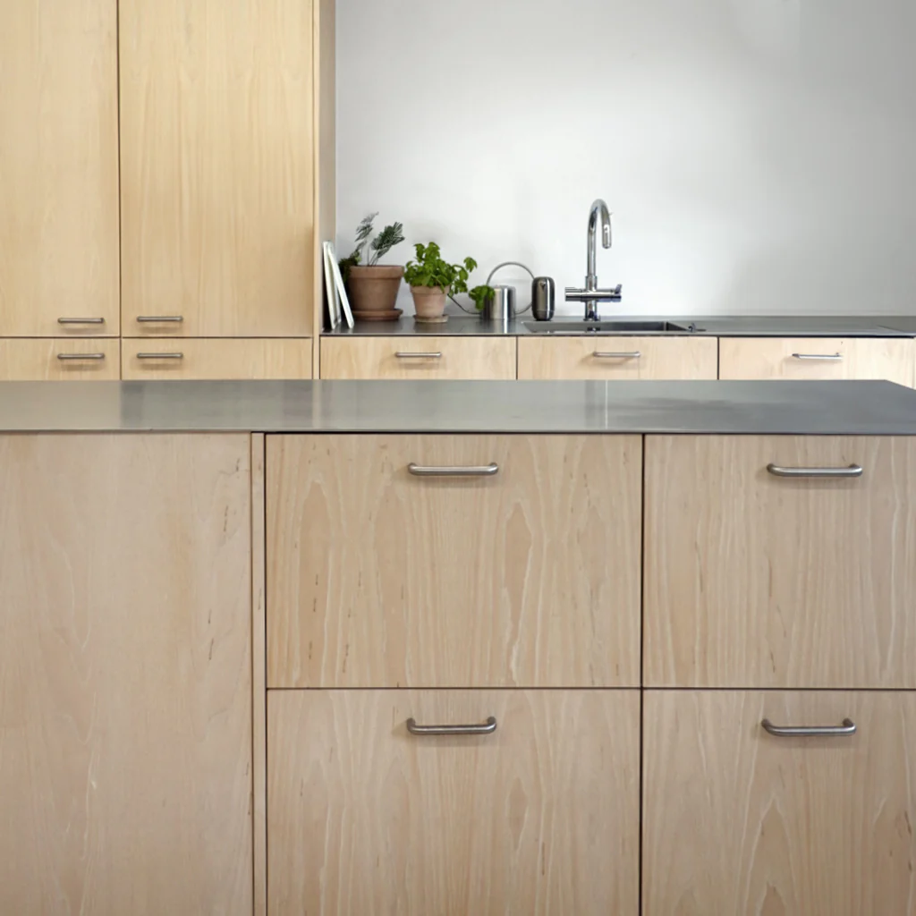 Knud Straight Cabinet Handle Slim - Rockland Interiors Inc.