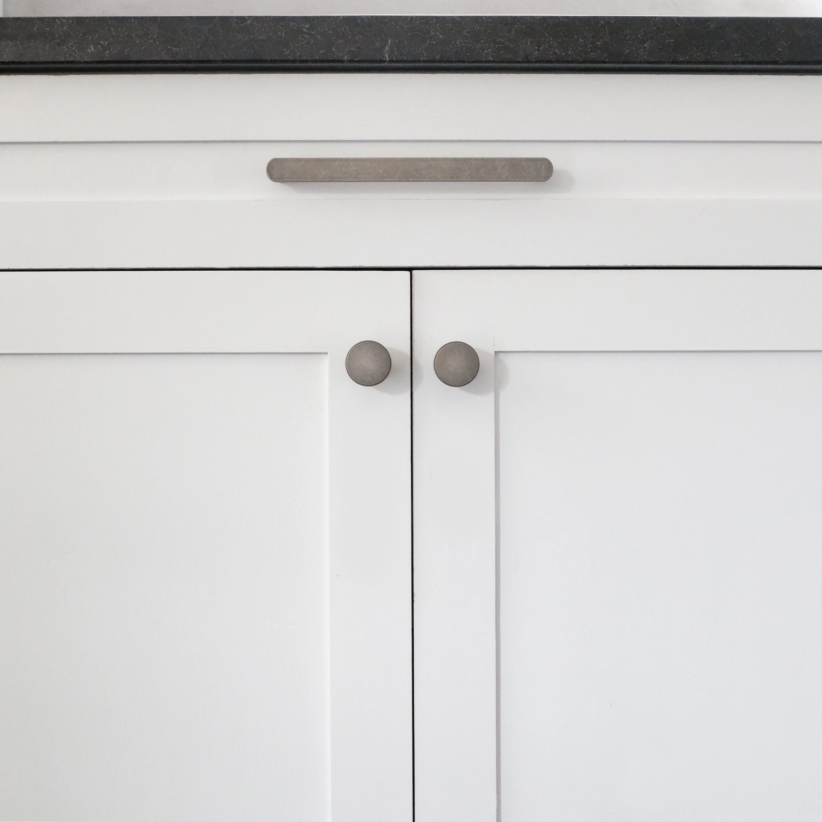 Ribbed Cabinet Pull - Rockland Interiors Inc.