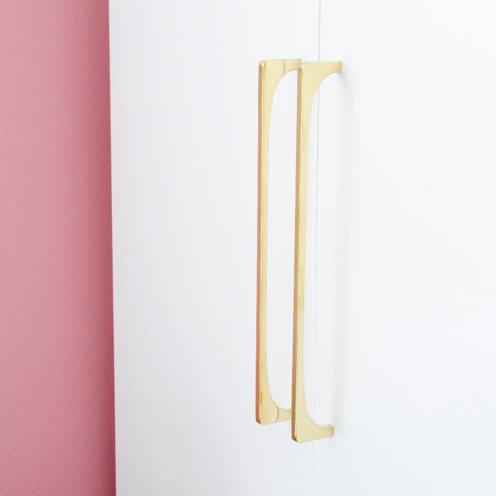 Bridge Pull - Rockland Interiors Inc.