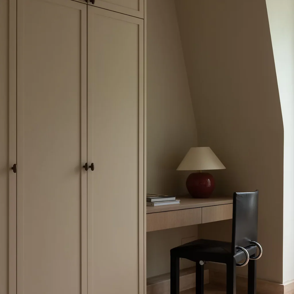 Blunt Knob - Rockland Interiors Inc.