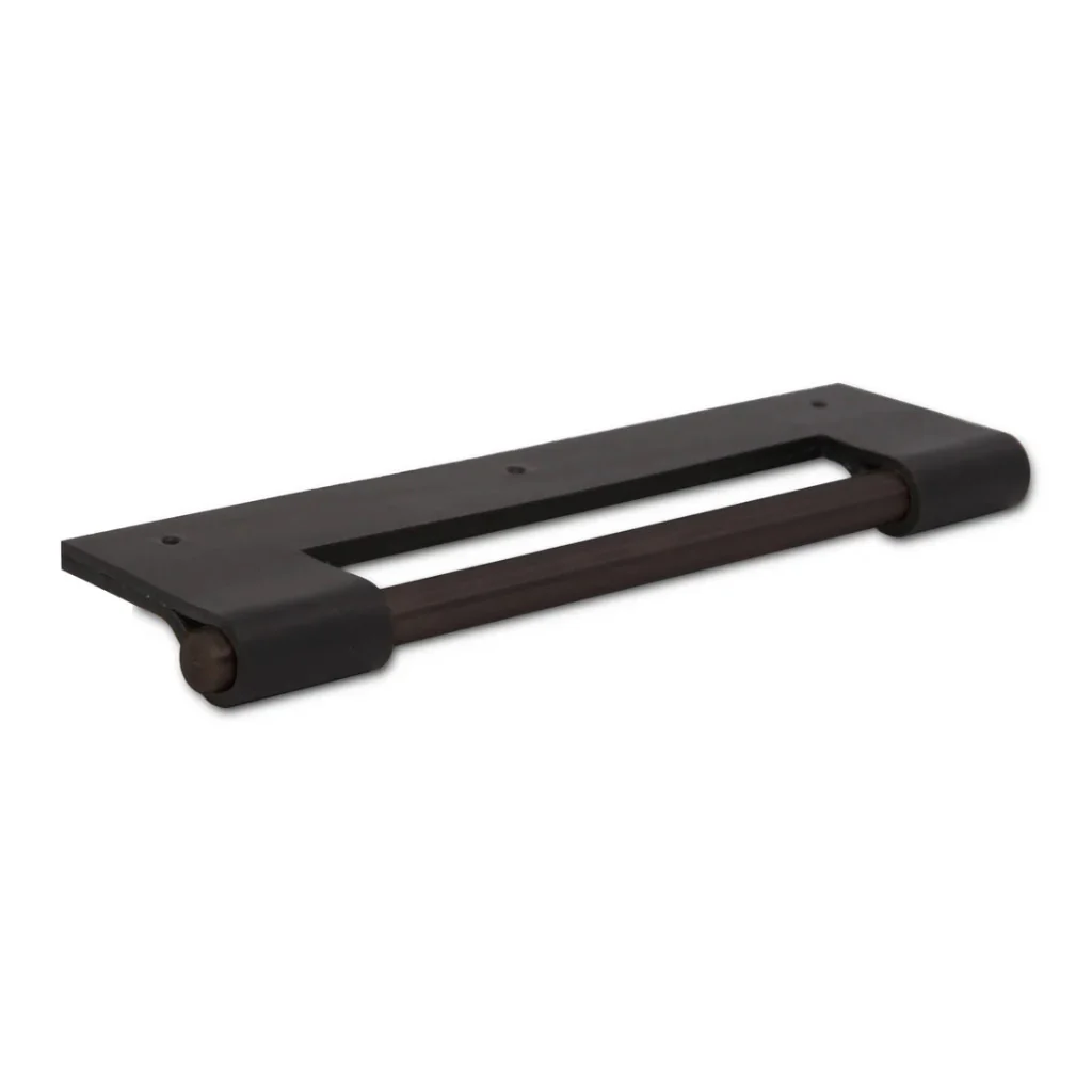 EP03 Leather Edge Pull - Rockland Interiors Inc.