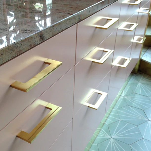 Clean Cut Handle - Rockland Interiors Inc.