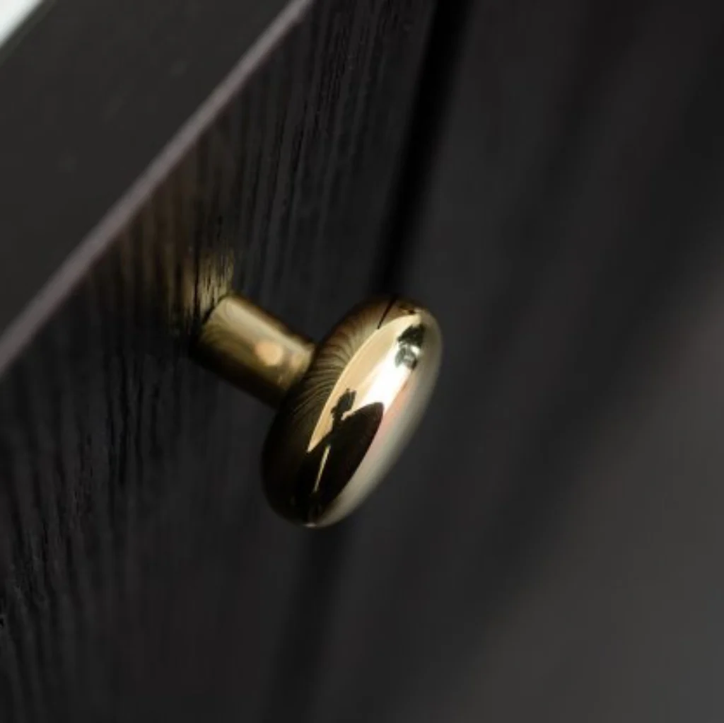 Caramel 24 Cabinet Knob / Hook - Rockland Interiors Inc.