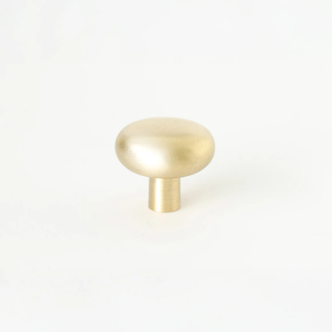 Caramel 24 Cabinet Knob / Hook - Rockland Interiors Inc.