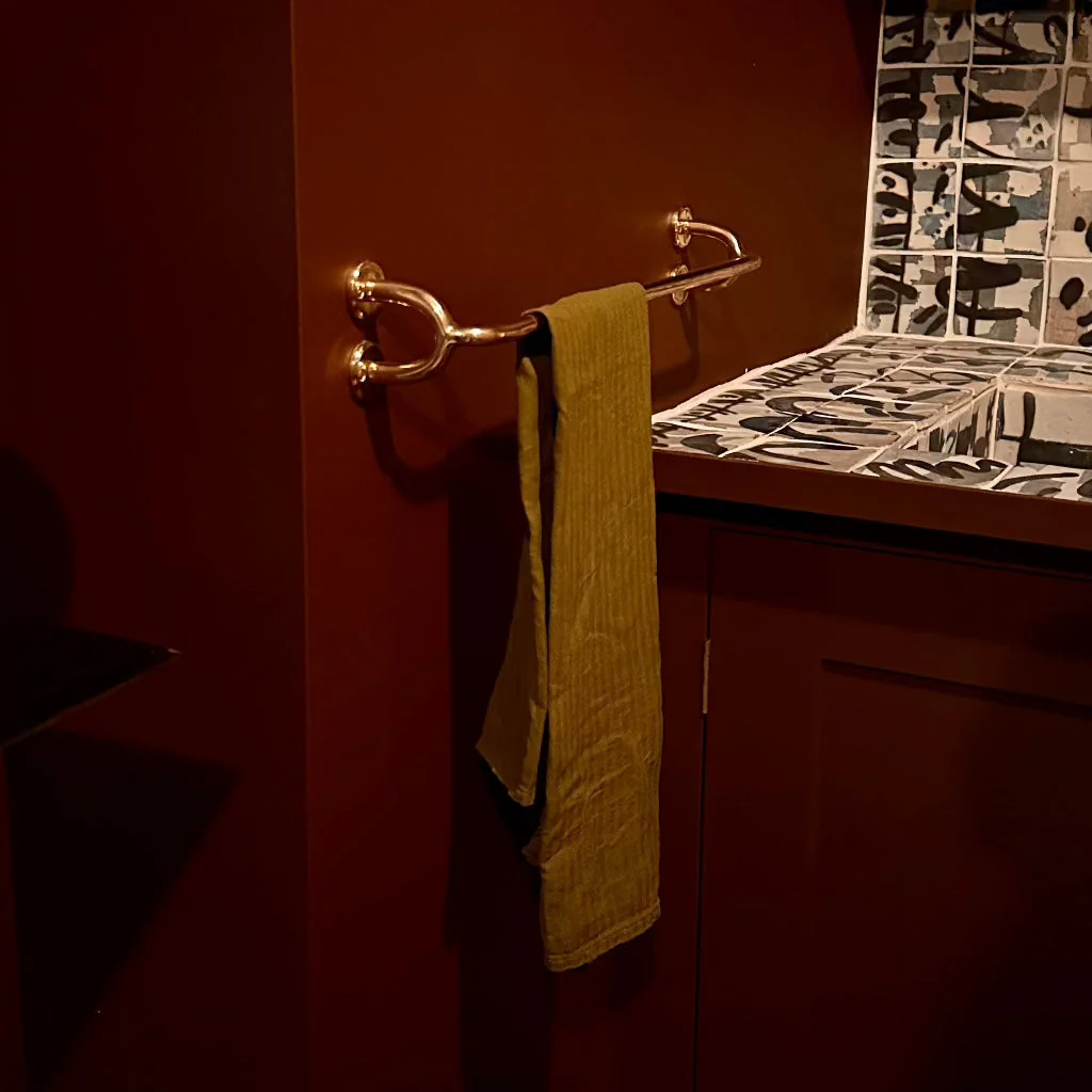 Fauna Towel Bar - Rockland Interiors Inc.