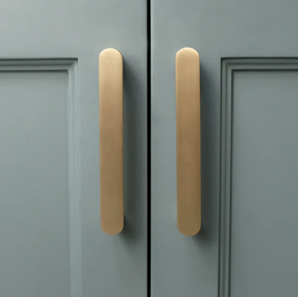 Ribbed Cabinet Pull - Rockland Interiors Inc.
