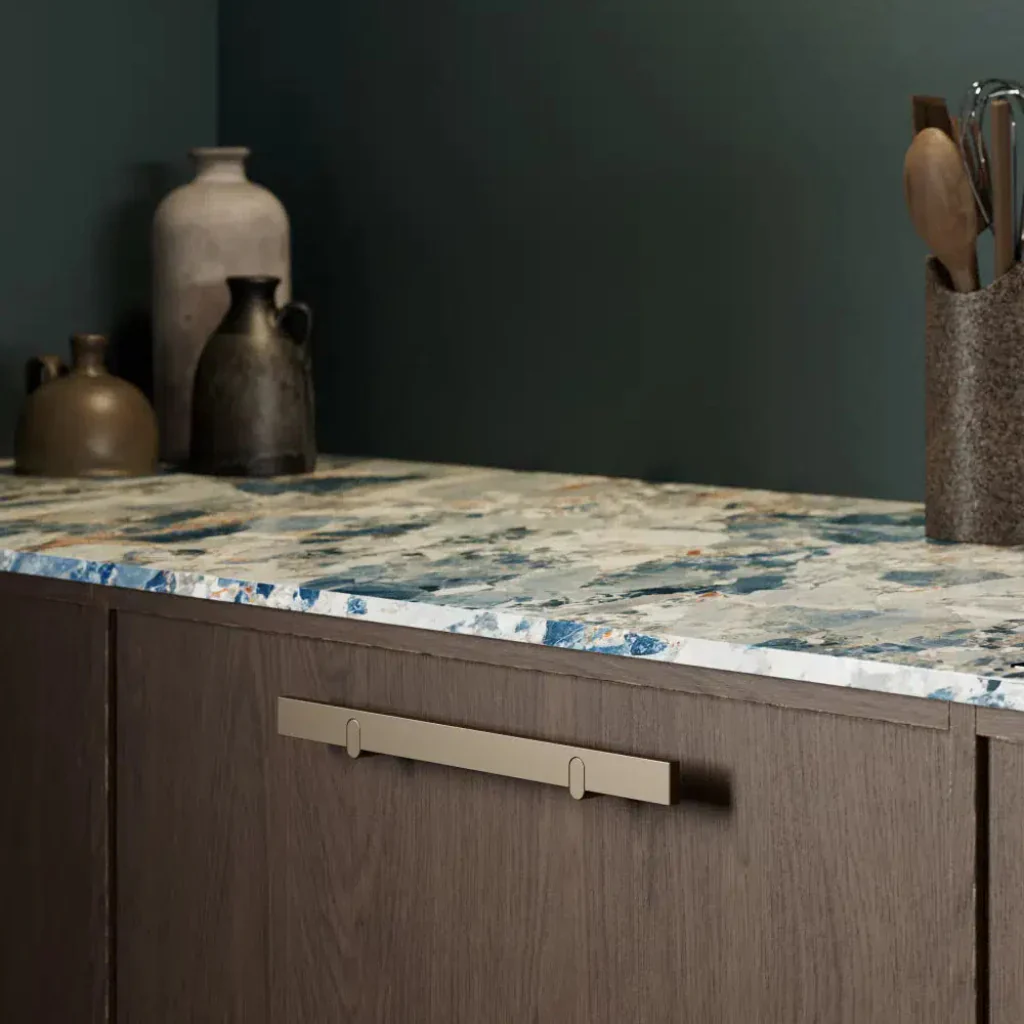 Furnipart Reev Pull - Rockland Interiors Inc.