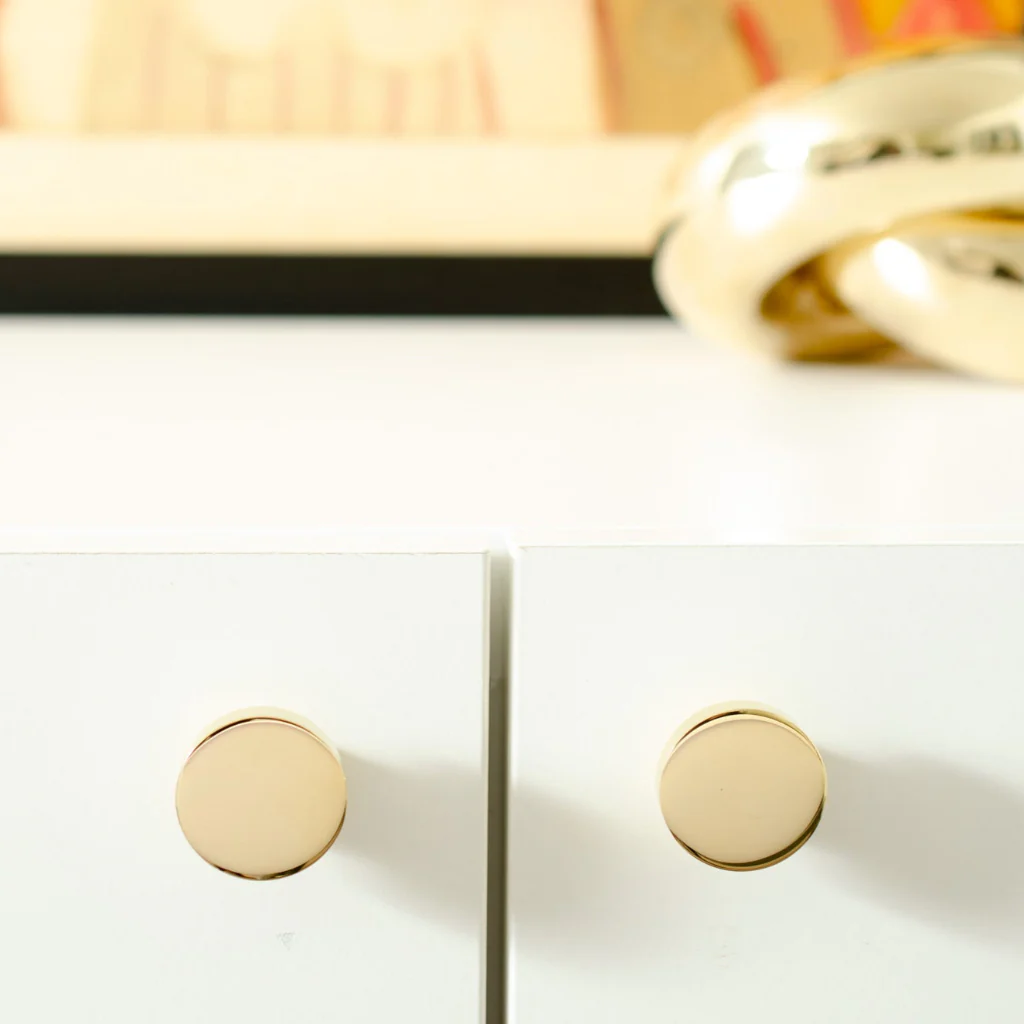 Dot Knob - Rockland Interiors Inc.