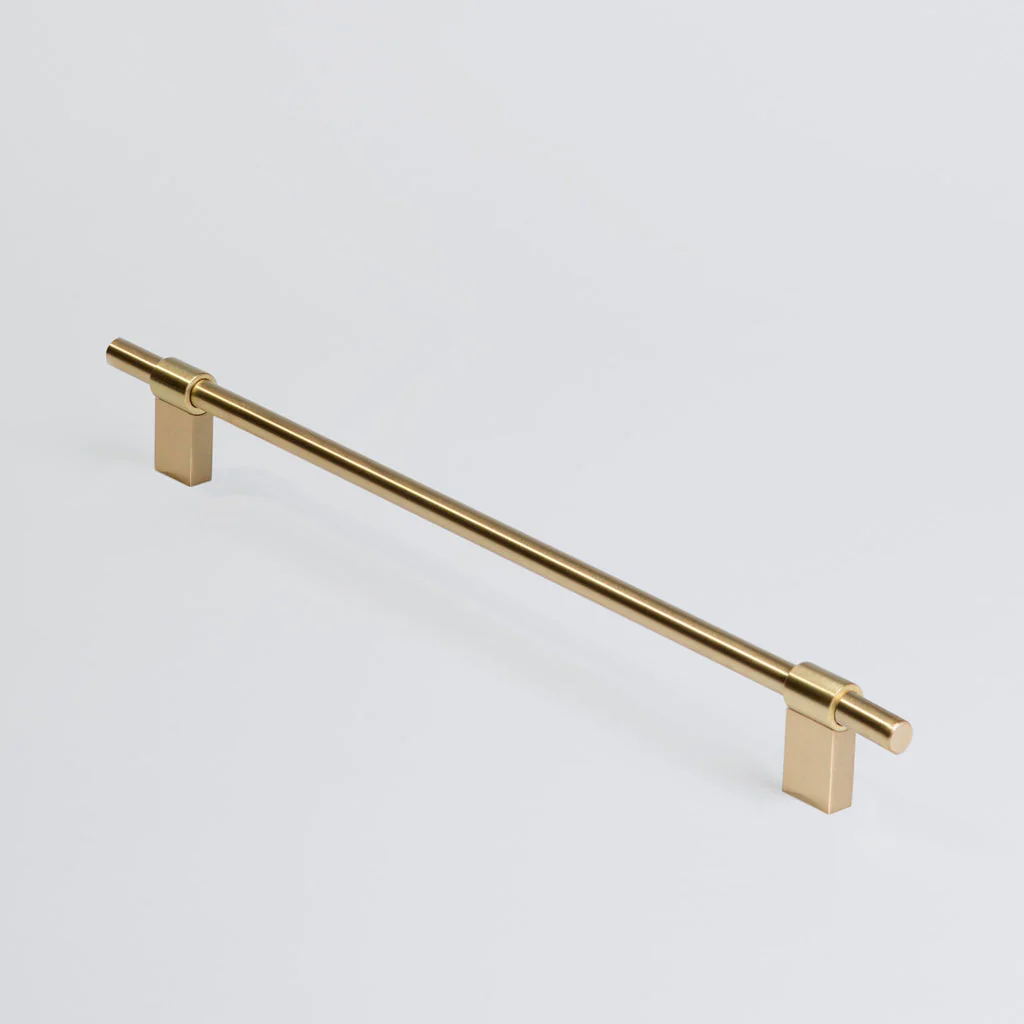 Charlie Line Cabinet Pull - Rockland Interiors Inc.