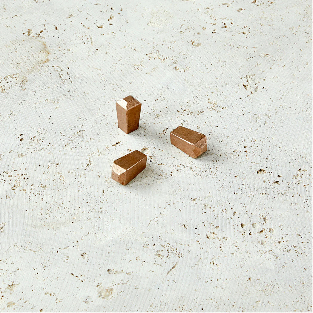Pyra Knob - Rockland Interiors Inc.