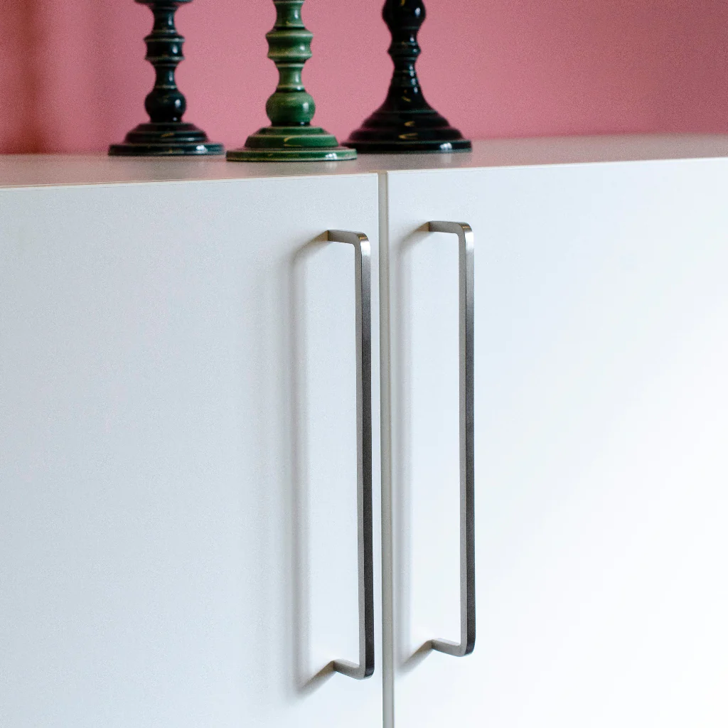 Thread Handle - Rockland Interiors Inc.