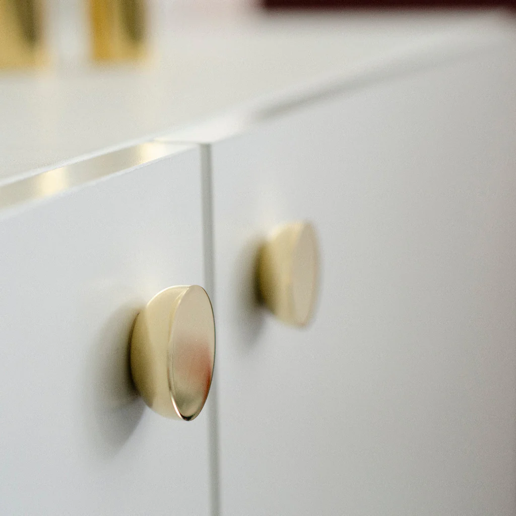 Kokeshi Knob - Rockland Interiors Inc.