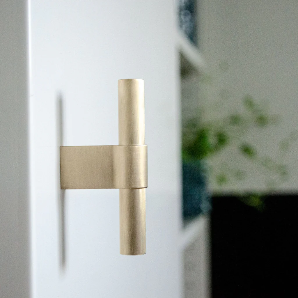 Line Big Knob - Rockland Interiors Inc.