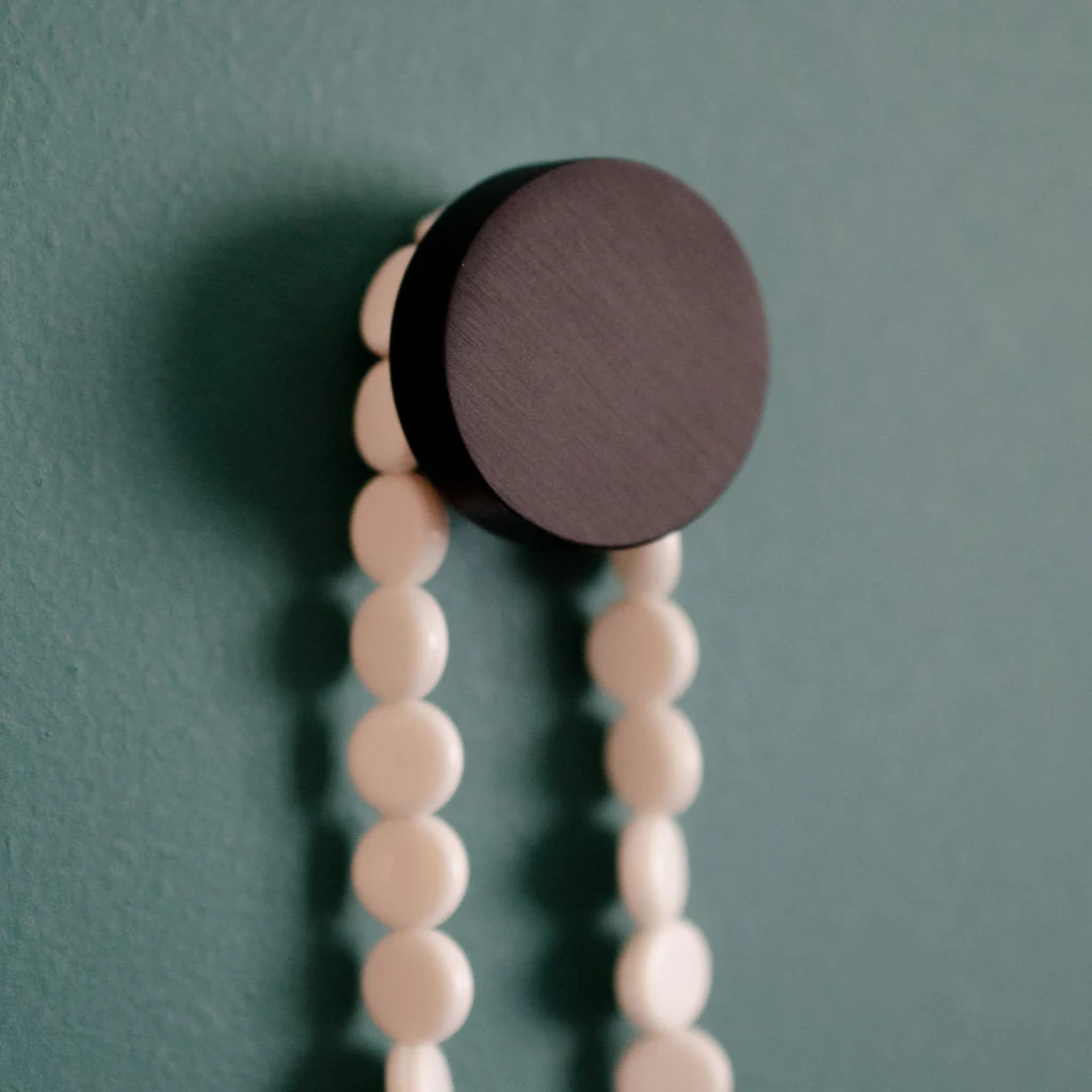 Dot Knob - Rockland Interiors Inc.