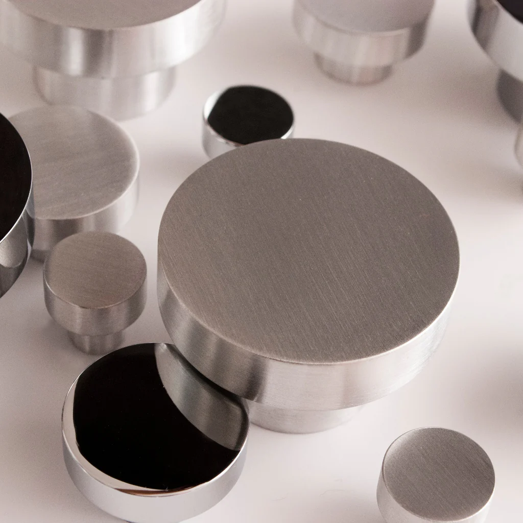 Dot Knob - Rockland Interiors Inc.