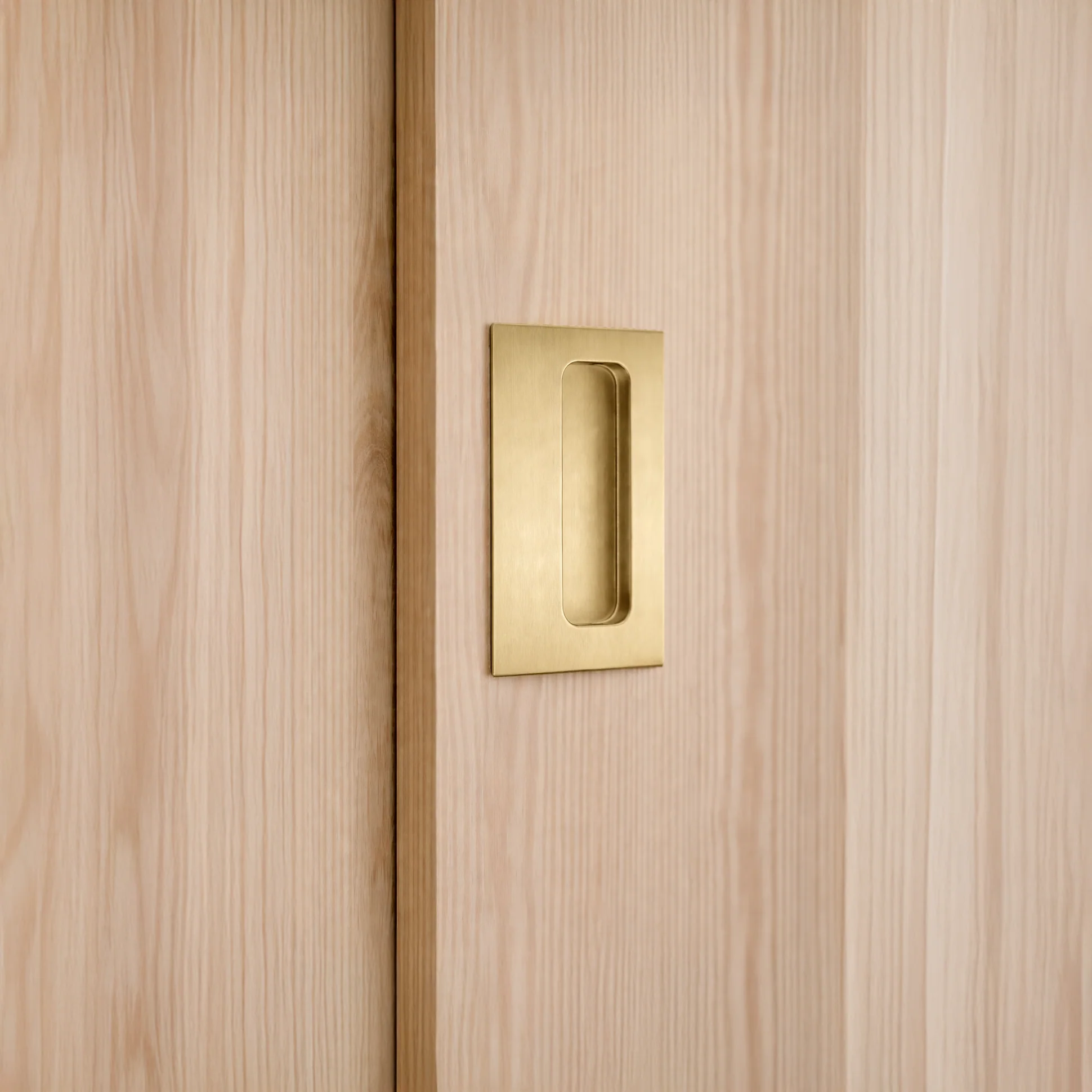 Charlie Flush Door & Cabinet Pull 335 - Rockland Interiors Inc.