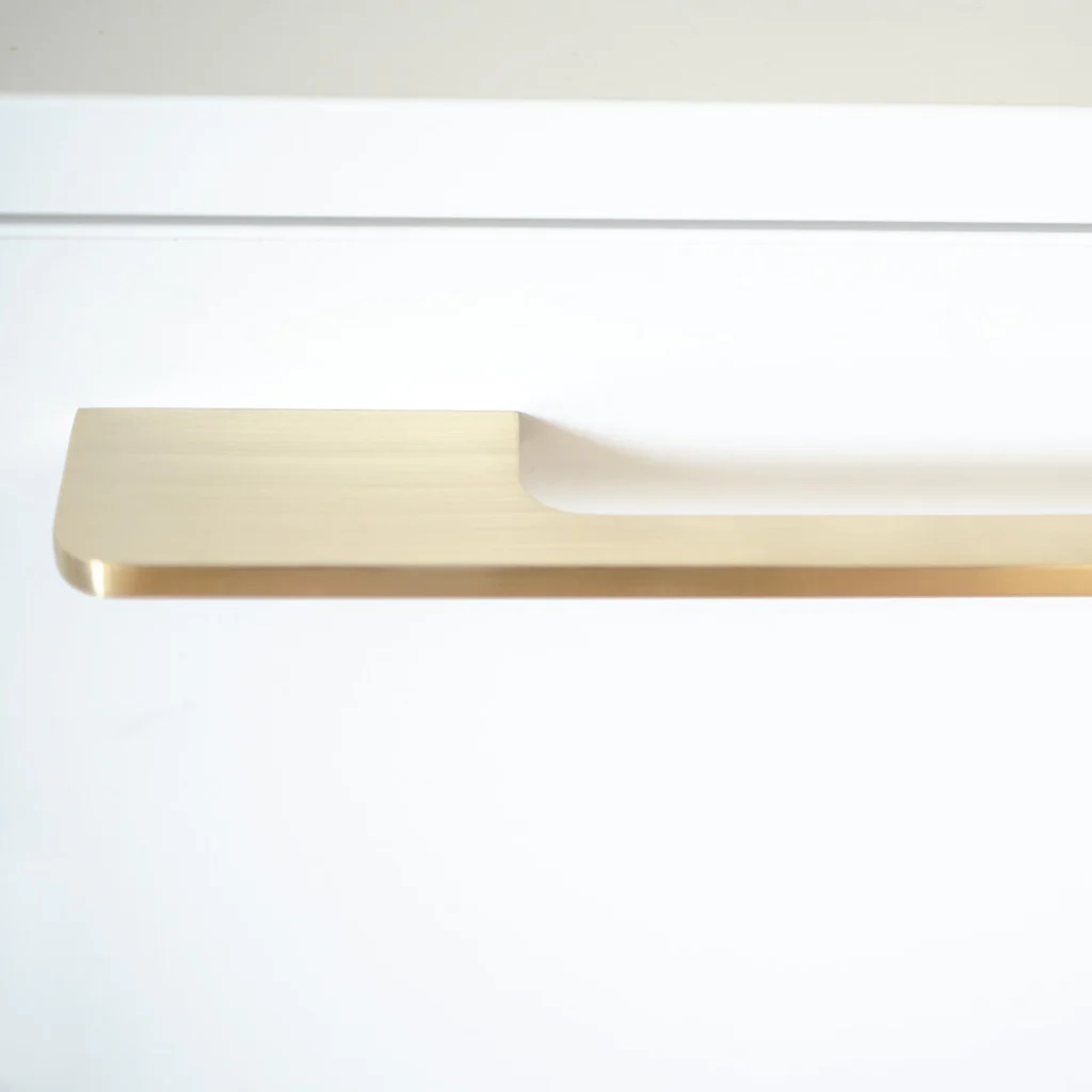 Soft Cut Handle - Rockland Interiors Inc.