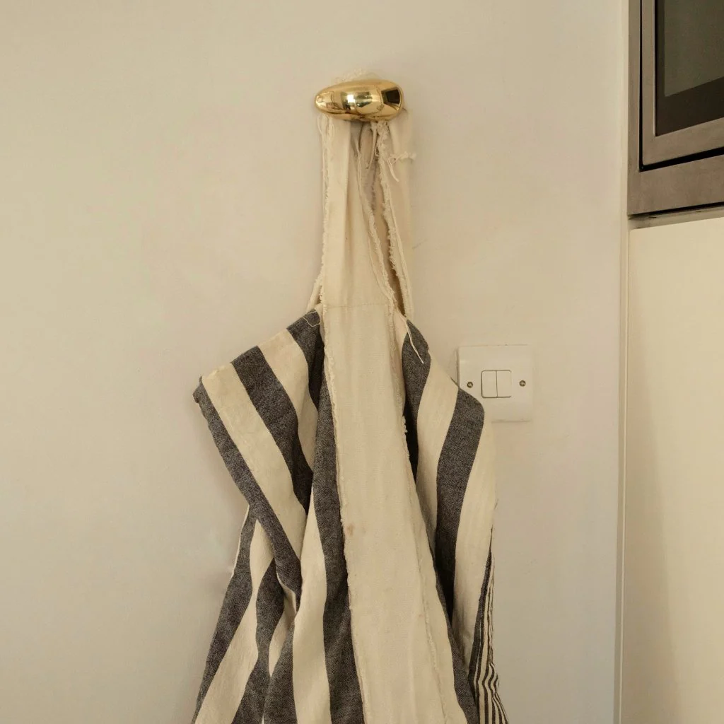 MOMI Knob/Hook Long - Rockland Interiors Inc.