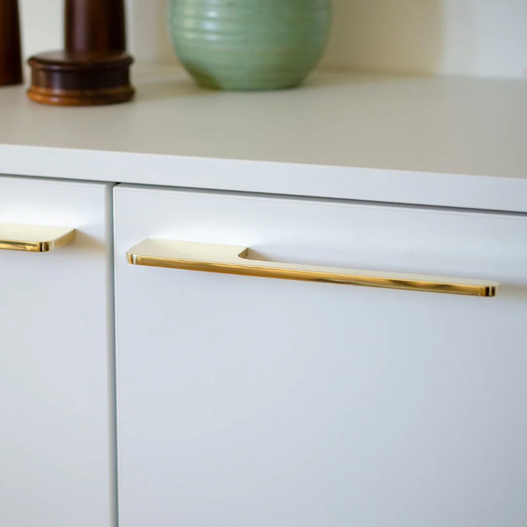 Soft Cut Handle - Rockland Interiors Inc.