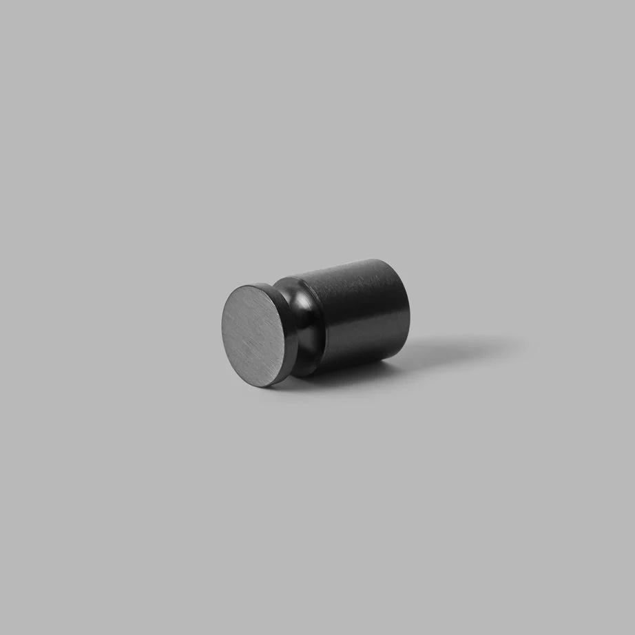 Knud Cabinet Knob 14 - Rockland Interiors Inc.