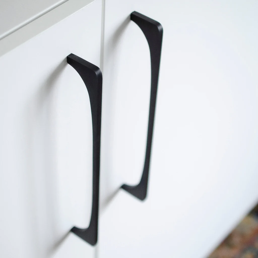 Bridge Pull - Rockland Interiors Inc.