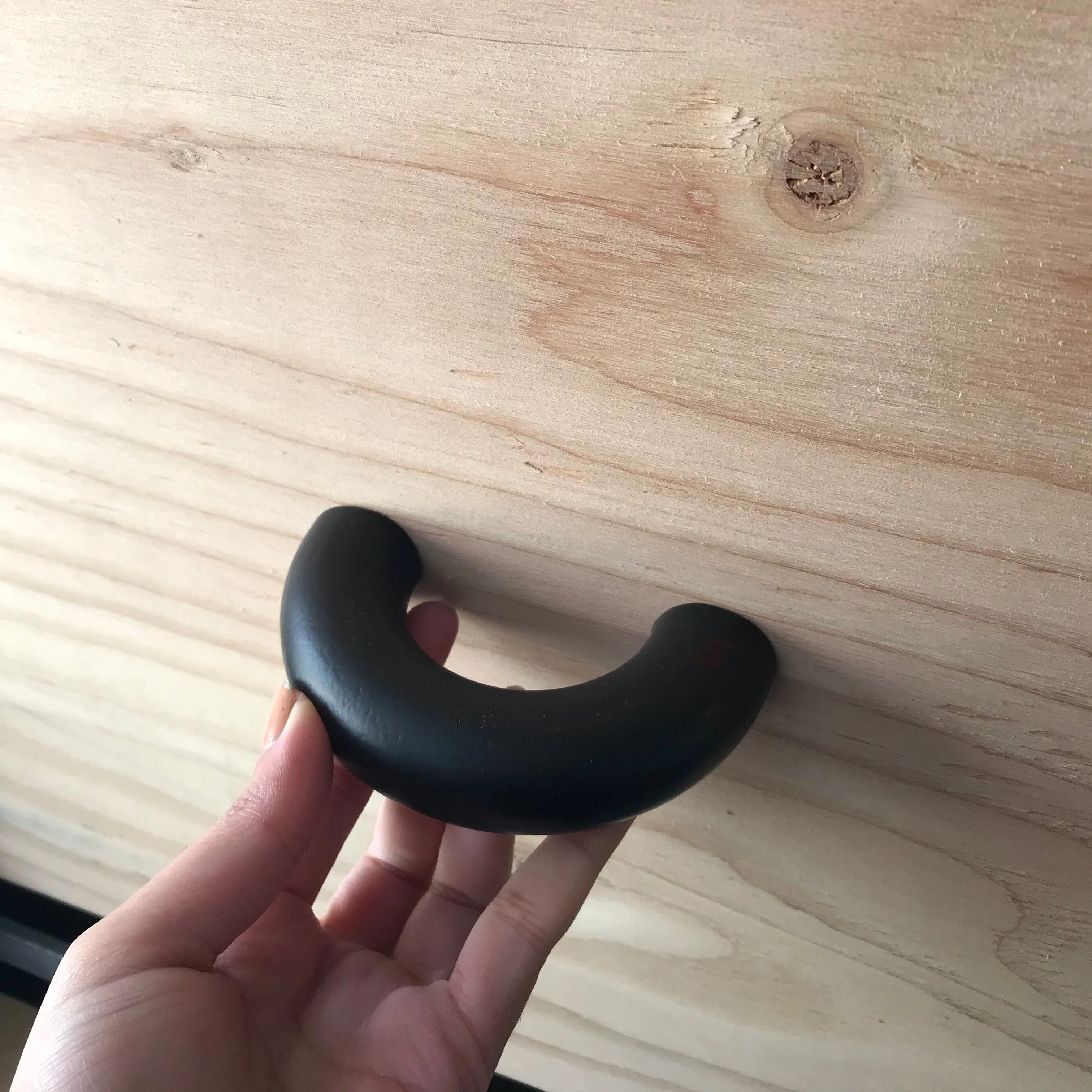 Cercle Pull Thick - Rockland Interiors Inc.