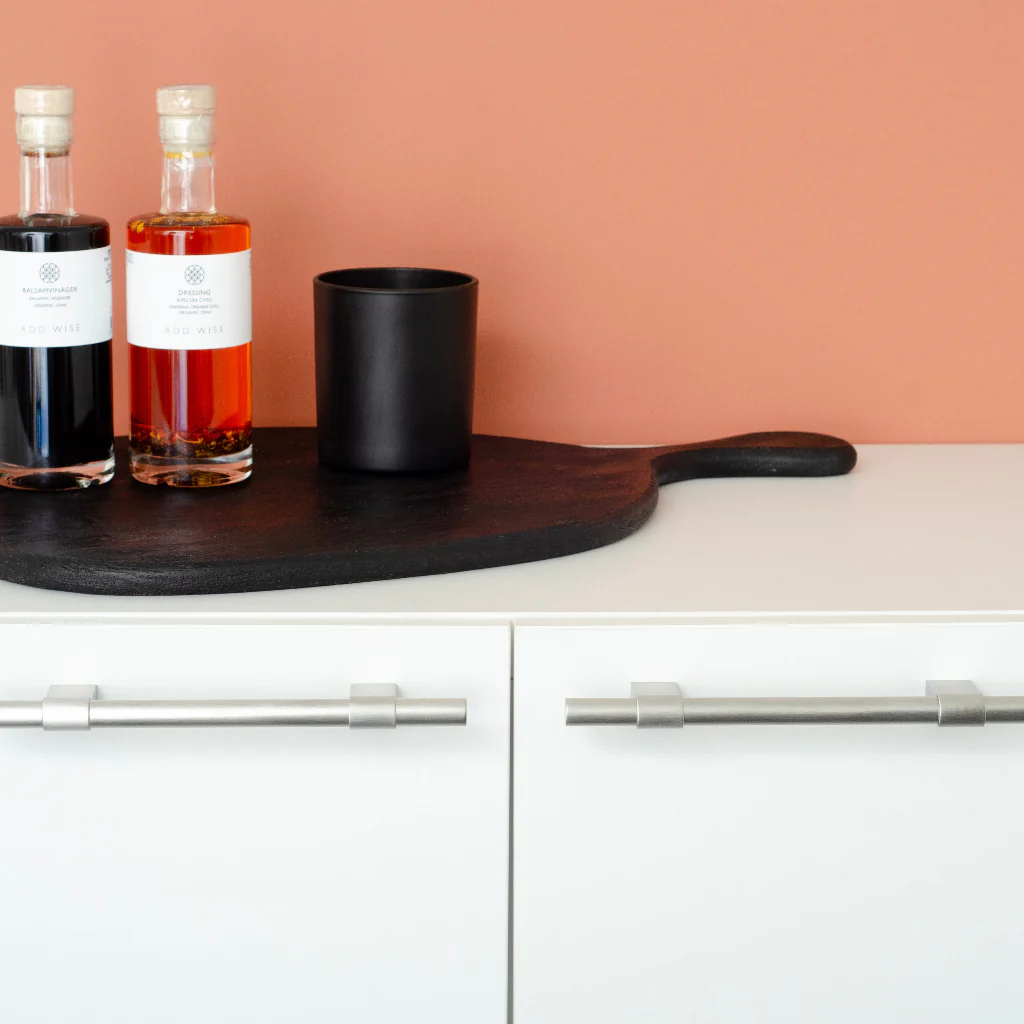 Line Big Handle - Rockland Interiors Inc.