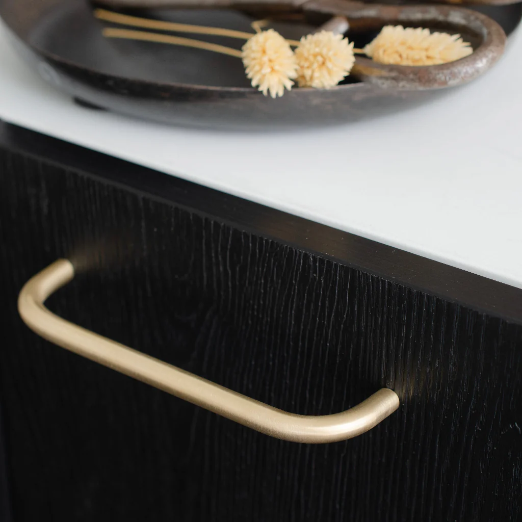 Grip Cabinet Pull - Rockland Interiors Inc.
