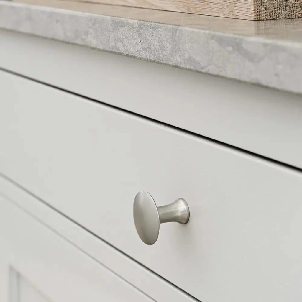Furnipart Castle Cabinet Knob - Rockland Interiors Inc.