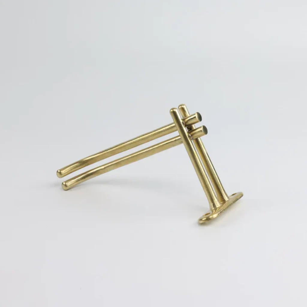 Forme No. 17 Toilet Roll Holder - Rockland Interiors Inc.