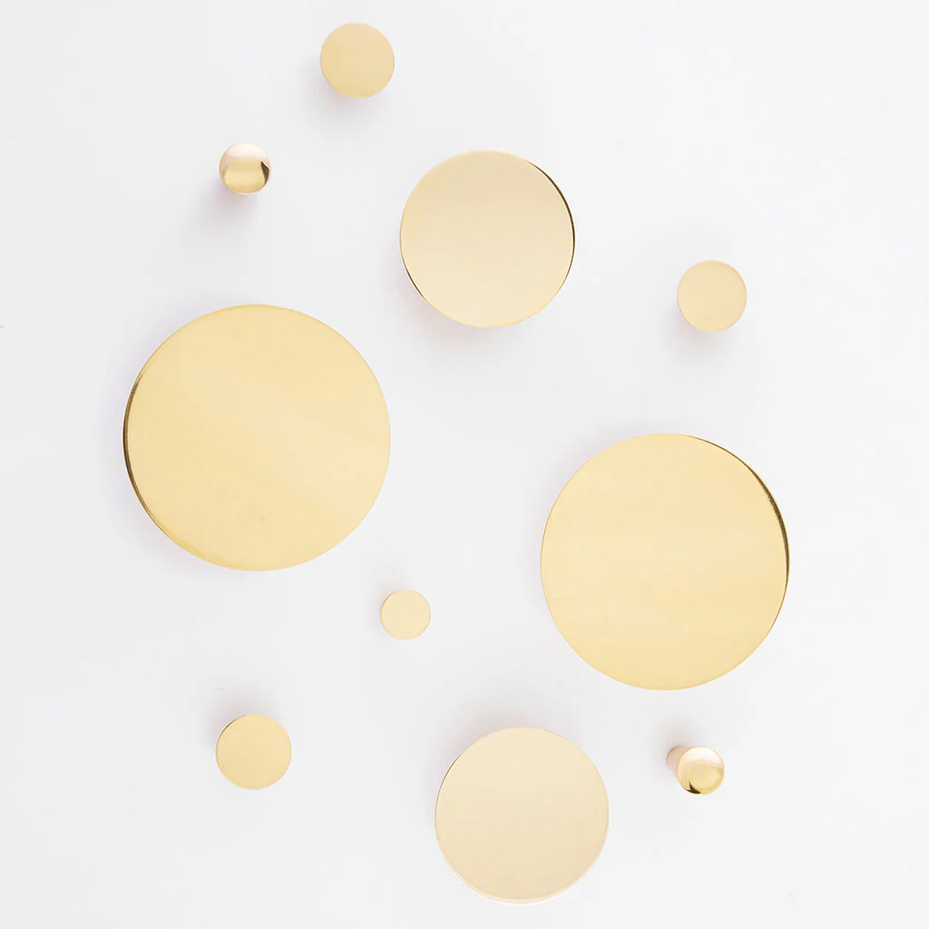 Audrey Knob 30 - Rockland Interiors Inc.