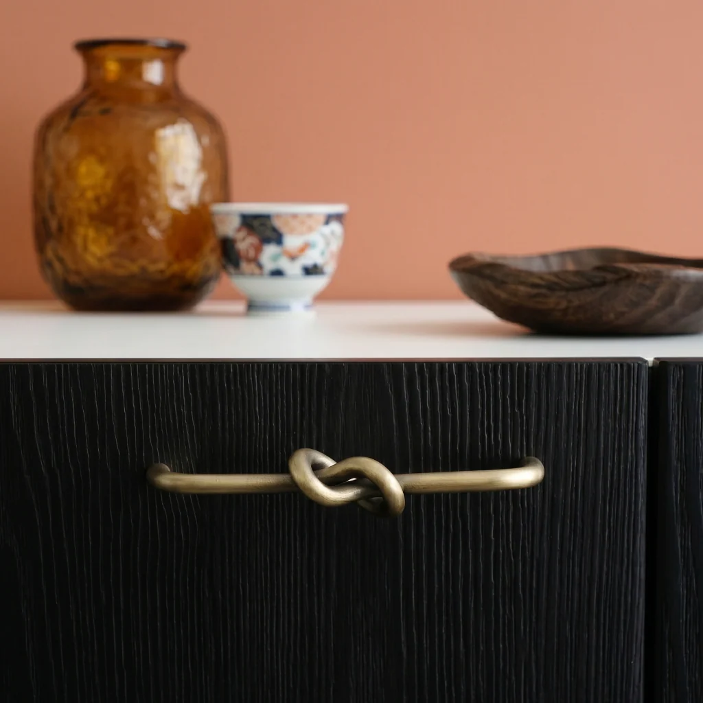 Knot Cabinet Pull - Rockland Interiors Inc.