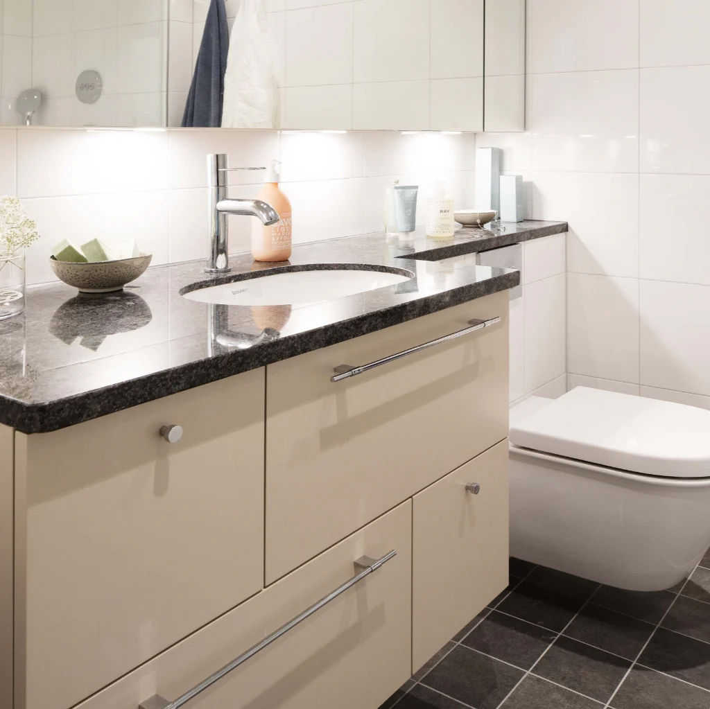 Dot Knob - Rockland Interiors Inc.