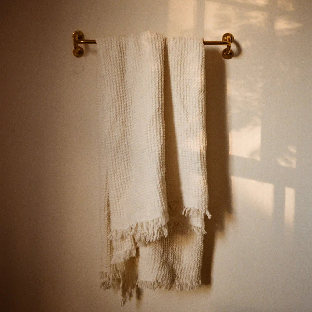 Fauna Towel Bar - Rockland Interiors Inc.