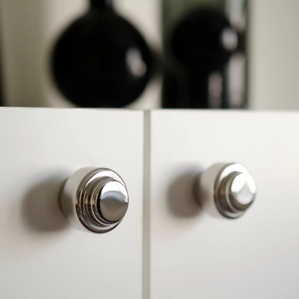 Hip Knob / Hook - Rockland Interiors Inc.