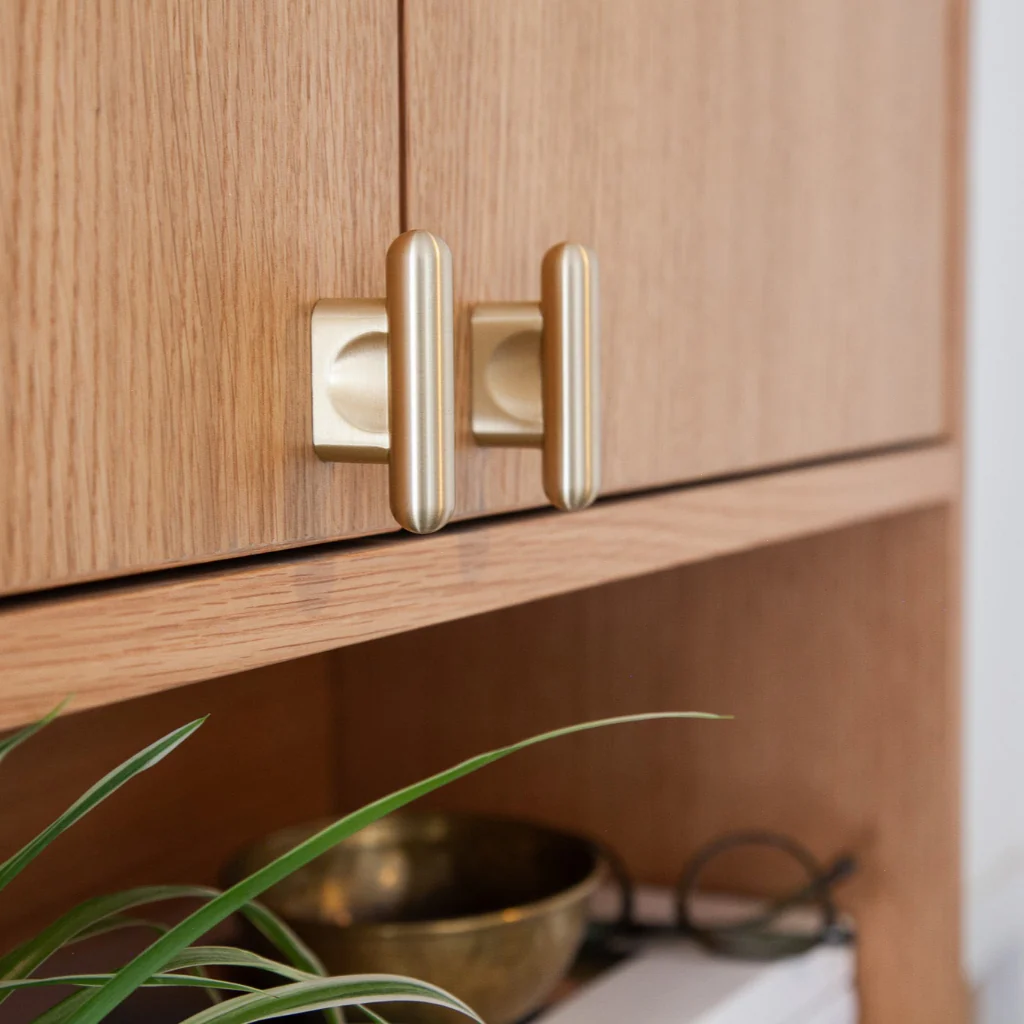 Mineral Metal Knob - Rockland Interiors Inc.