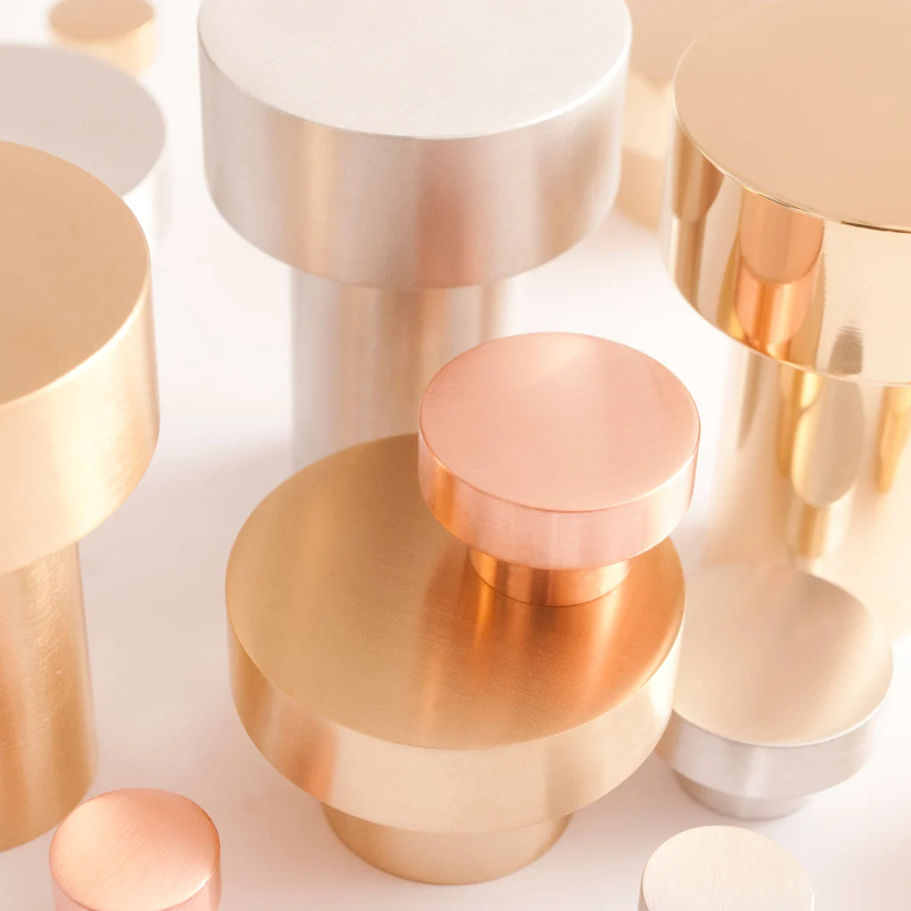 Dot Knob - Rockland Interiors Inc.