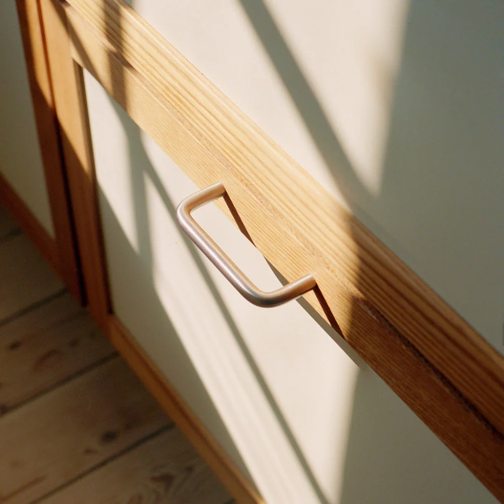 Knud Pull Straight Cabinet & Appliance Handle - Rockland Interiors Inc.