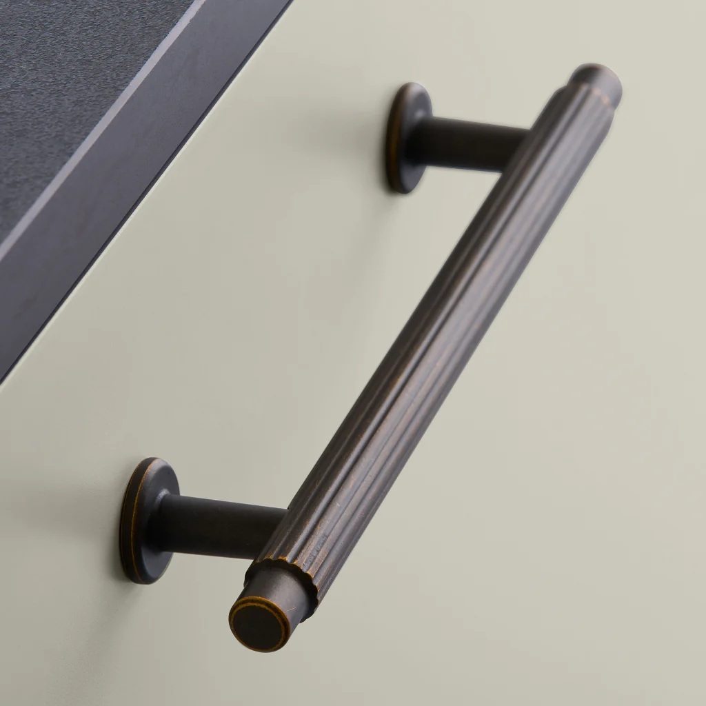 Furnipart Villa Cabinet Handle - Rockland Interiors Inc.