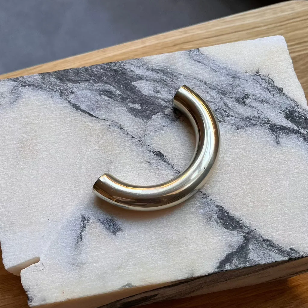 Cercle Pull Thin - Rockland Interiors Inc.