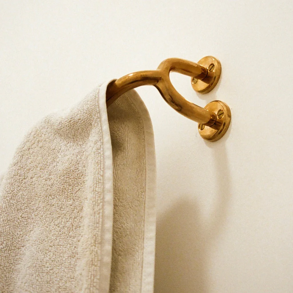 Fauna Towel Bar - Rockland Interiors Inc.