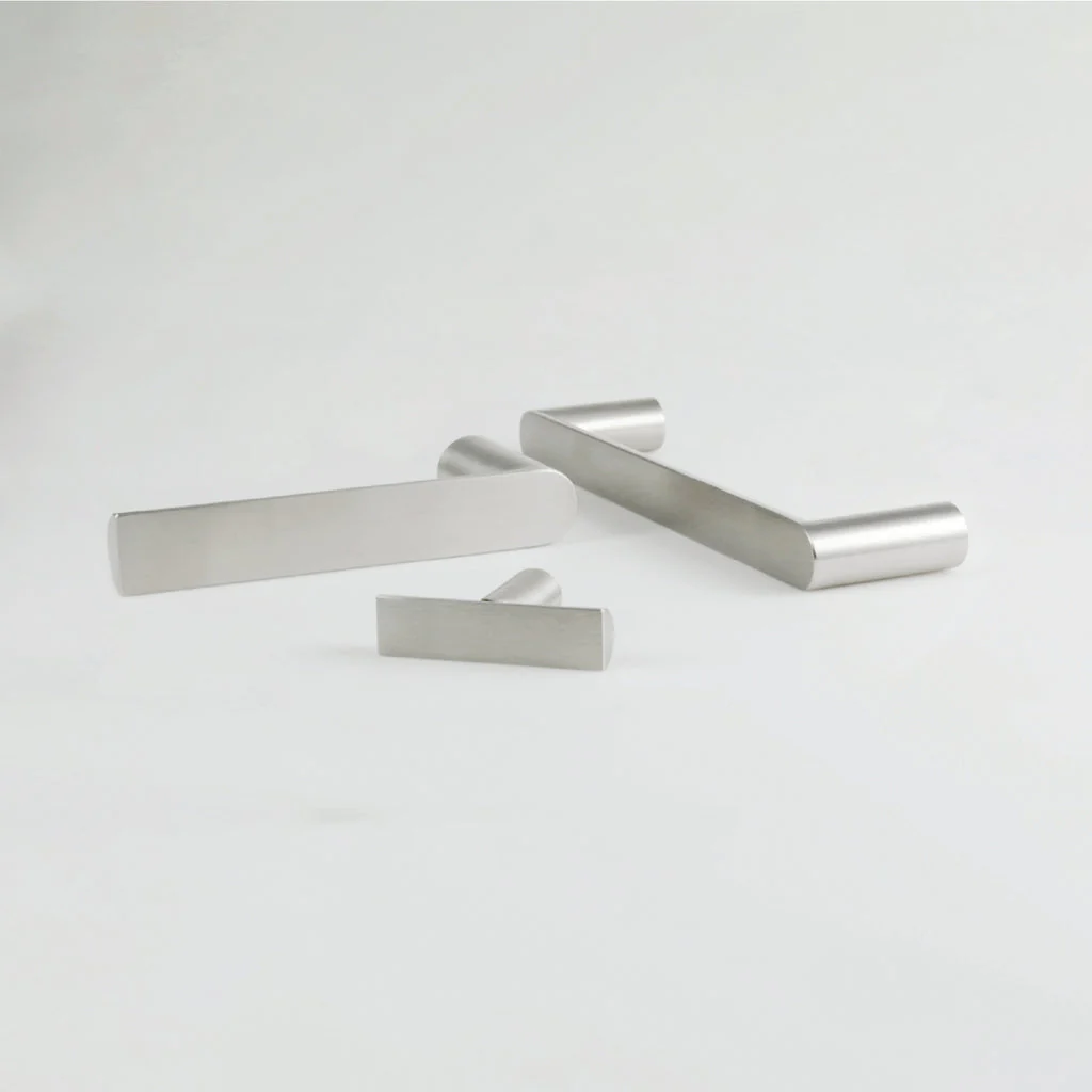 ARC Cabinet Knob - Rockland Interiors Inc.