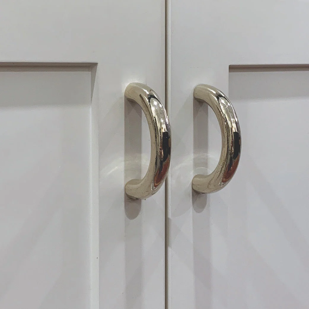 Cercle Pull Thin Long - Rockland Interiors Inc.