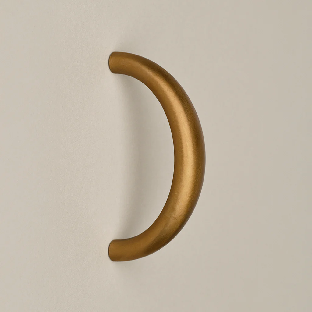 Luna Cabinet Pull - Rockland Interiors Inc.