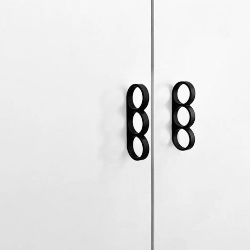 Punch Cabinet Pull - Rockland Interiors Inc.