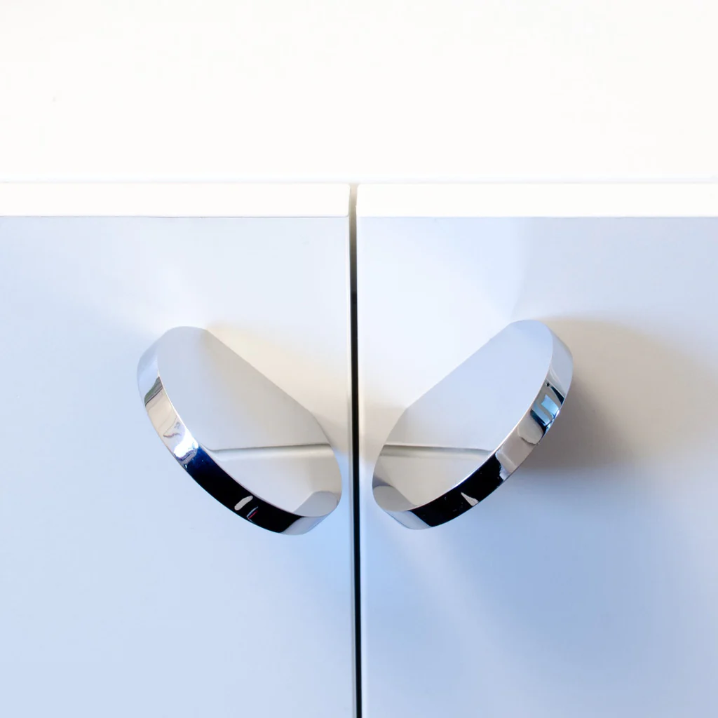 Globe Knob - Rockland Interiors Inc.