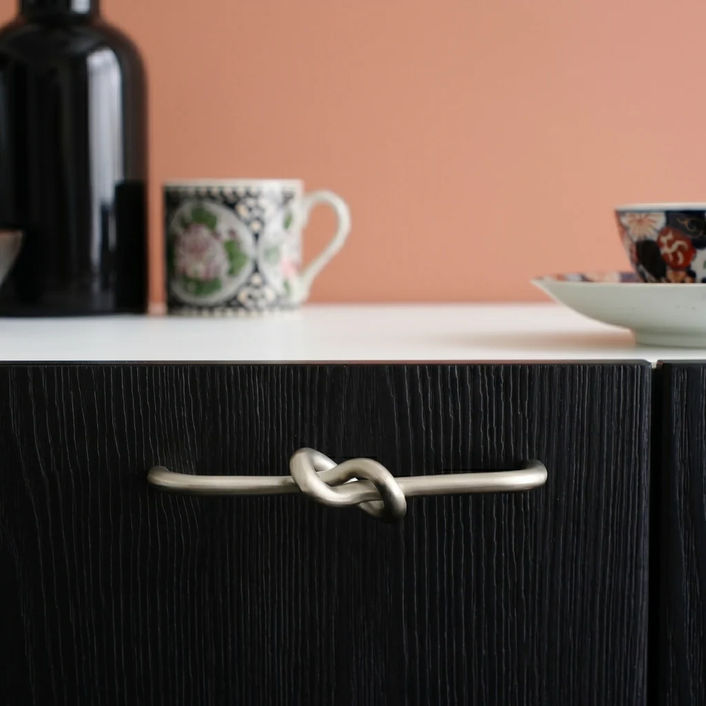 Knot Cabinet Pull - Rockland Interiors Inc.