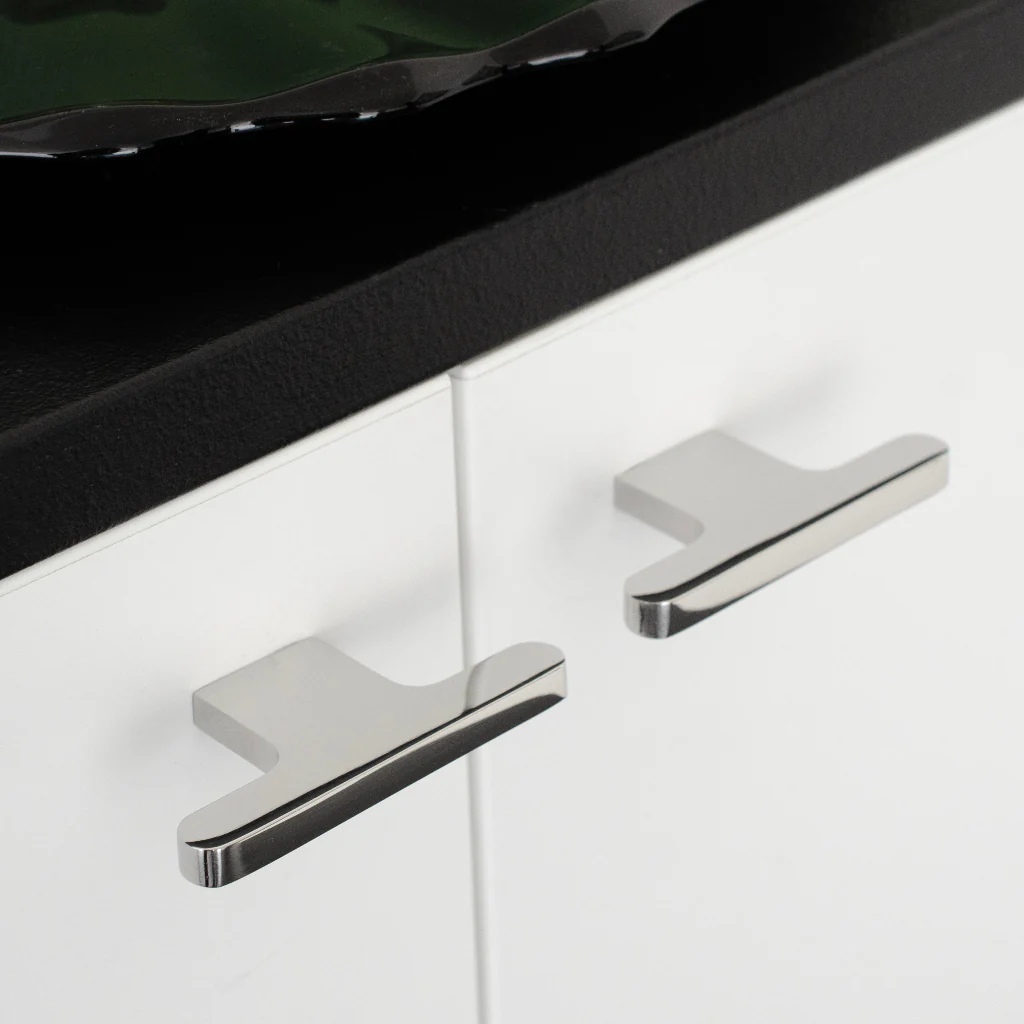 Flat Line Knob - Rockland Interiors Inc.