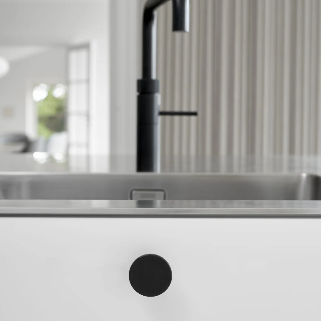Furnipart Ocean Plato Cabinet Knob - Rockland Interiors Inc.