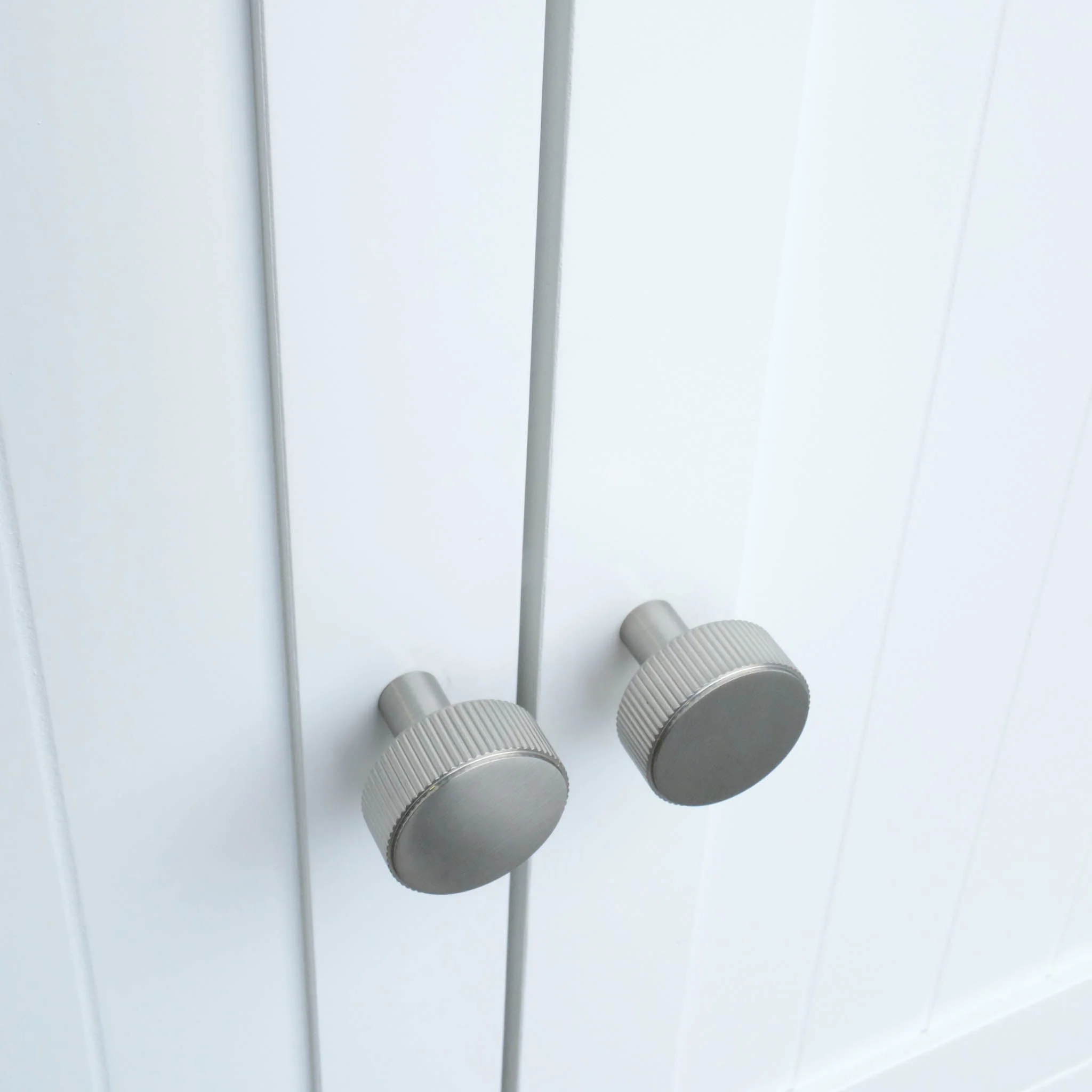 Ribbed Knob - Rockland Interiors Inc.